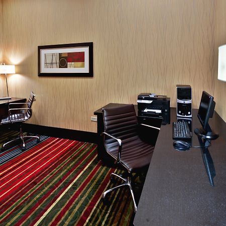 Holiday Inn Hotel & Suites Chicago Northwest - Elgin By Ihg Ngoại thất bức ảnh