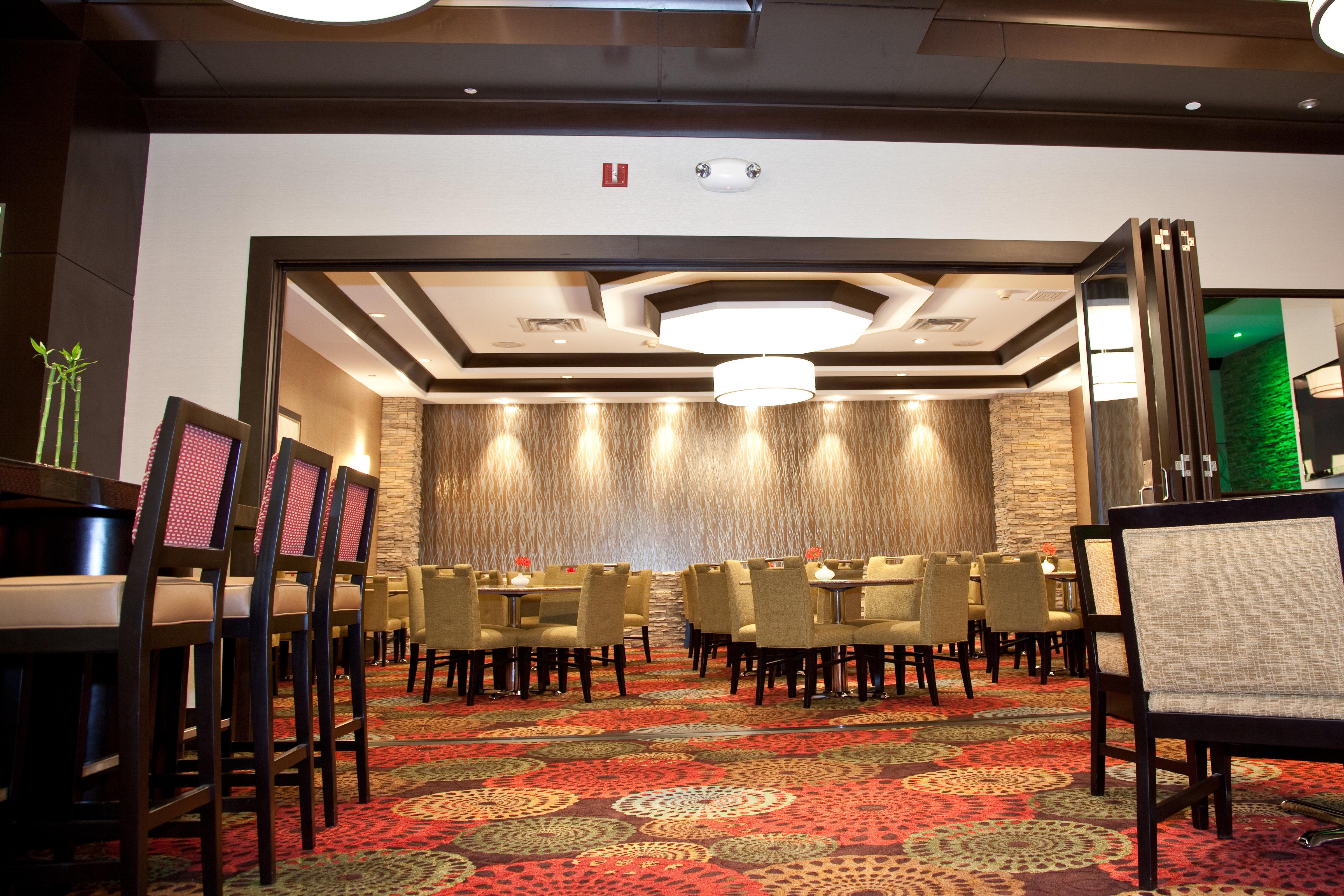 Holiday Inn Hotel & Suites Chicago Northwest - Elgin By Ihg Ngoại thất bức ảnh