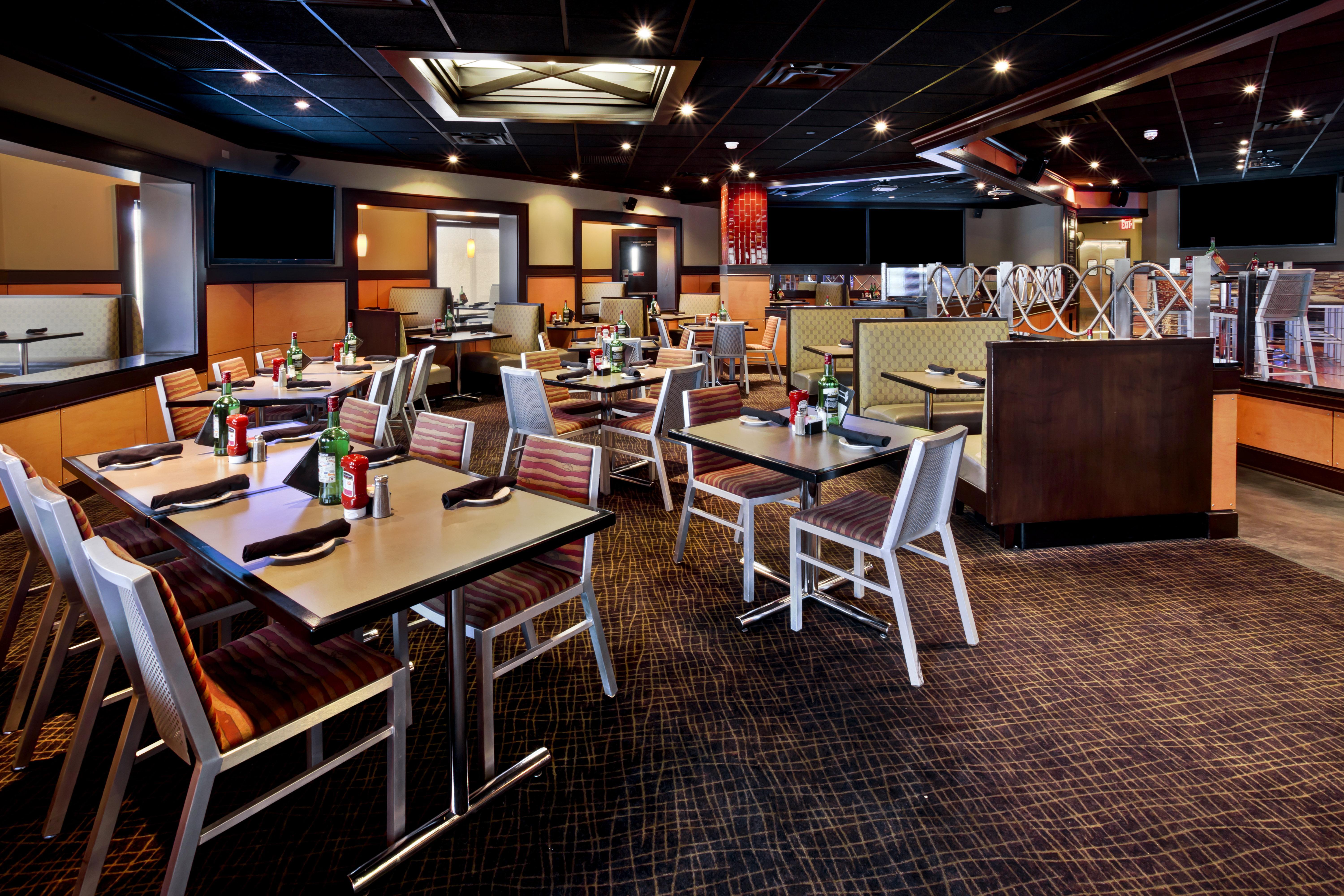 Holiday Inn Hotel & Suites Chicago Northwest - Elgin By Ihg Ngoại thất bức ảnh