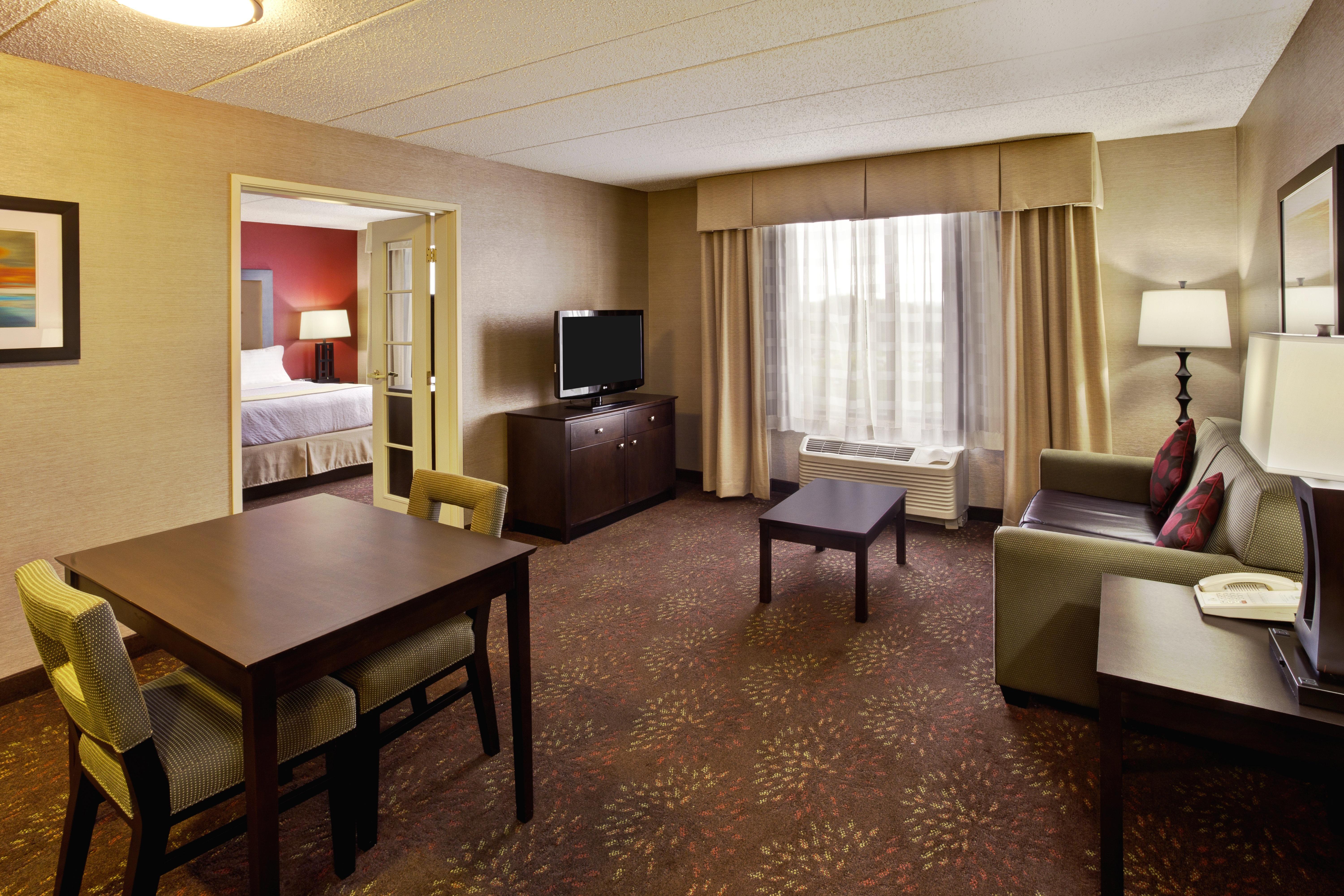 Holiday Inn Hotel & Suites Chicago Northwest - Elgin By Ihg Ngoại thất bức ảnh