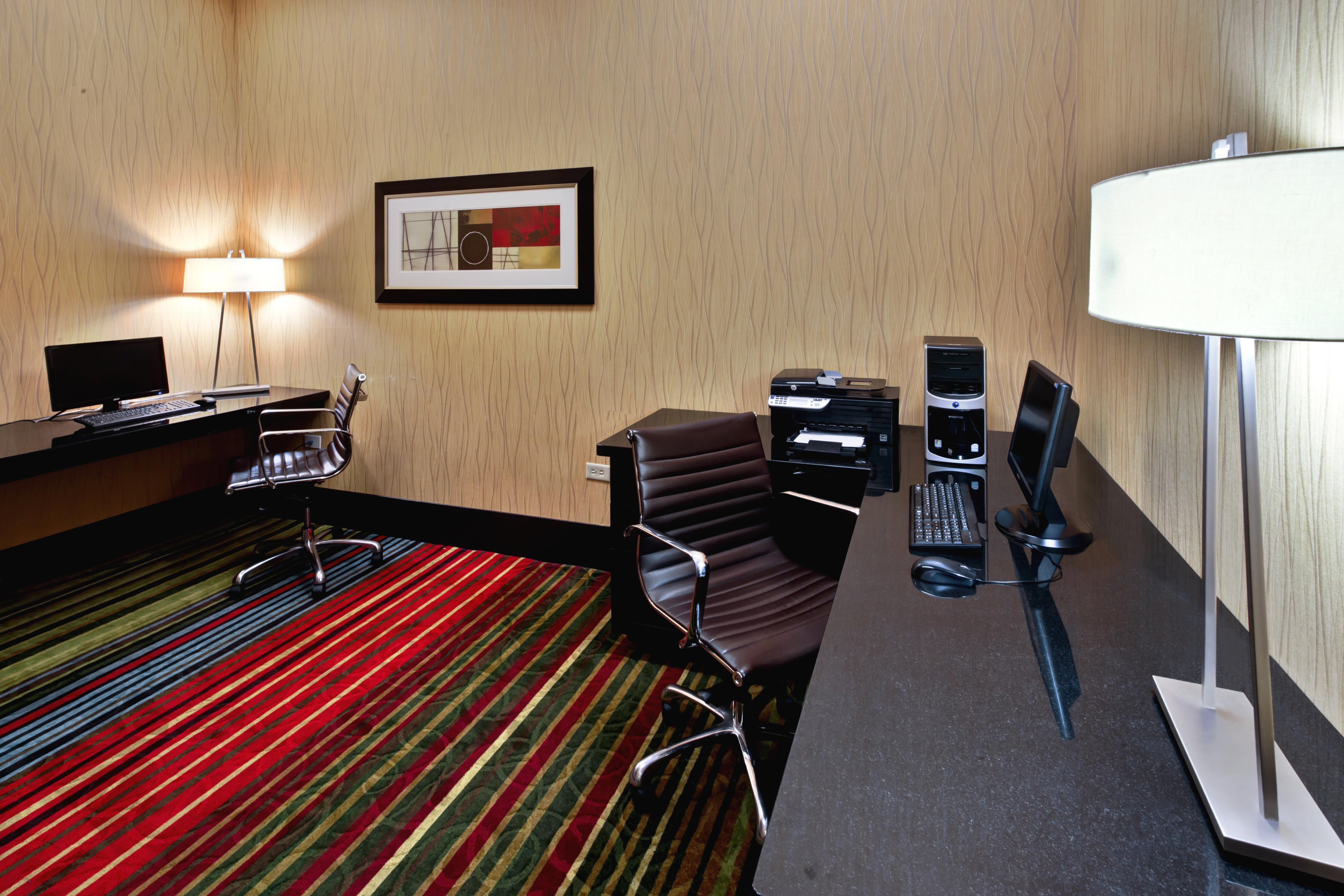 Holiday Inn Hotel & Suites Chicago Northwest - Elgin By Ihg Ngoại thất bức ảnh