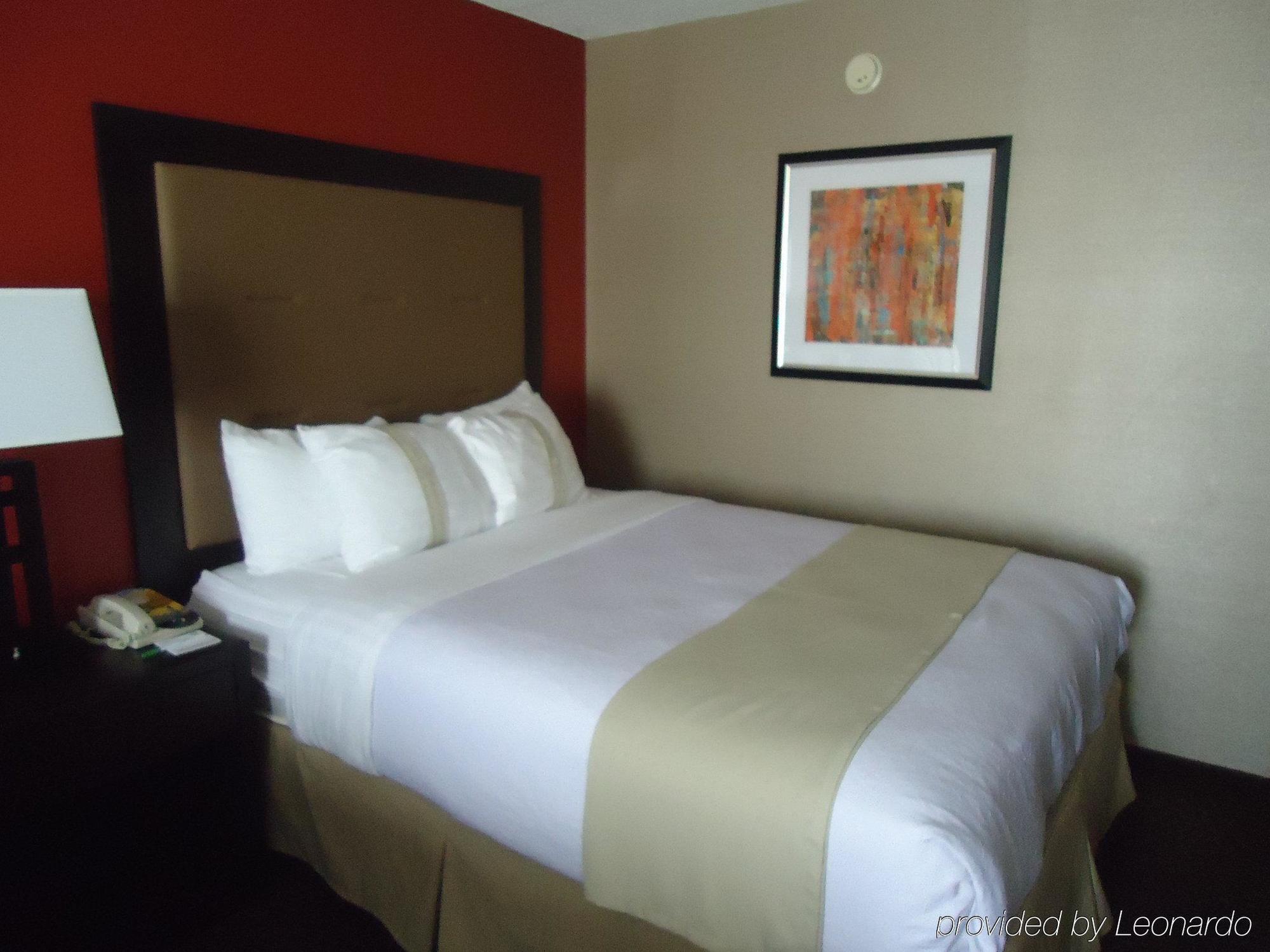 Holiday Inn Hotel & Suites Chicago Northwest - Elgin By Ihg Phòng bức ảnh